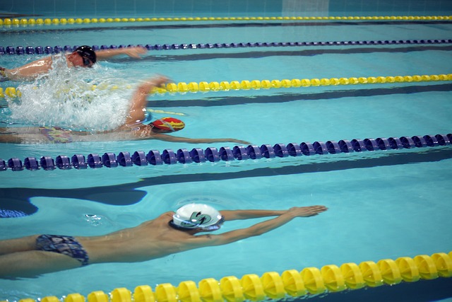 脱颖而出的 脱颖而出的